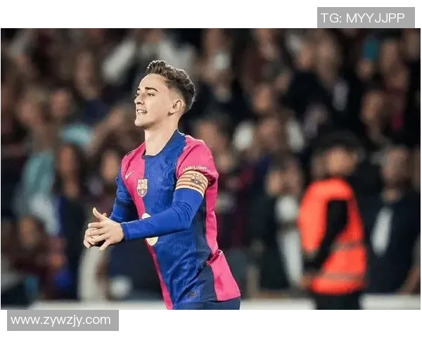 加维从巴萨青训小将到球队主力的成长历程与精彩表现分析
