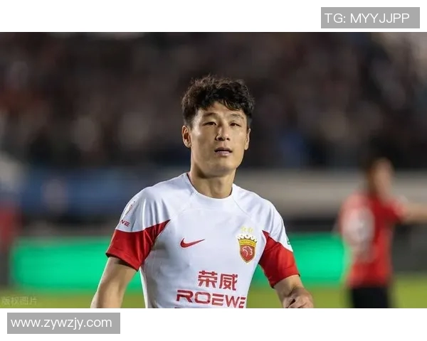 足球明星与黑粉的对决揭示了社交媒体时代的真实与虚假 足球明星与黑粉的对决揭示了社交媒体时代的真实与虚假